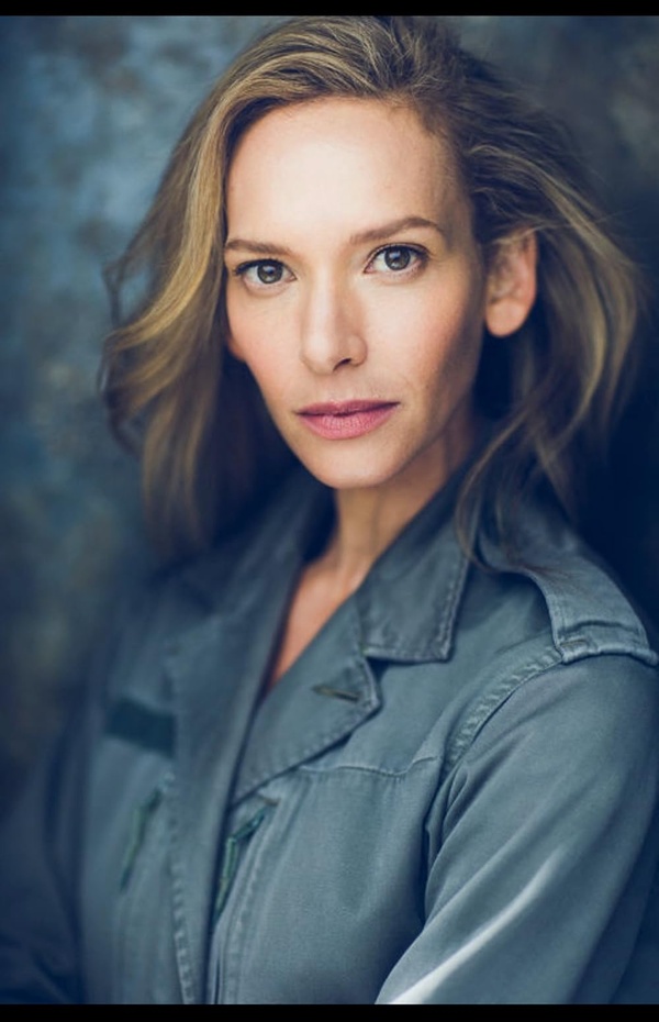 Abbey Dubin(I)