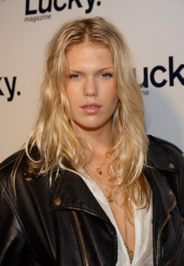 Alexandra Richards(I)
