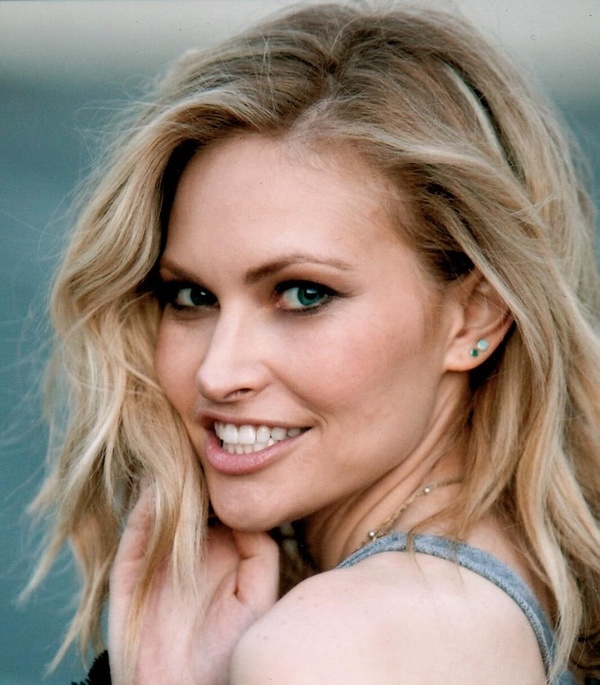 Amanda Loncar