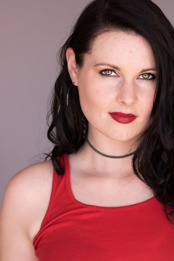 Amber Brooke(I)