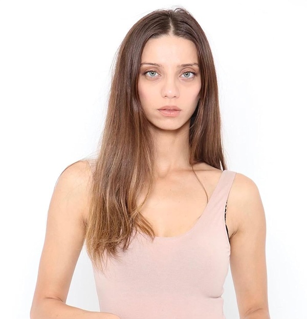 Angela Sarafyan(I)