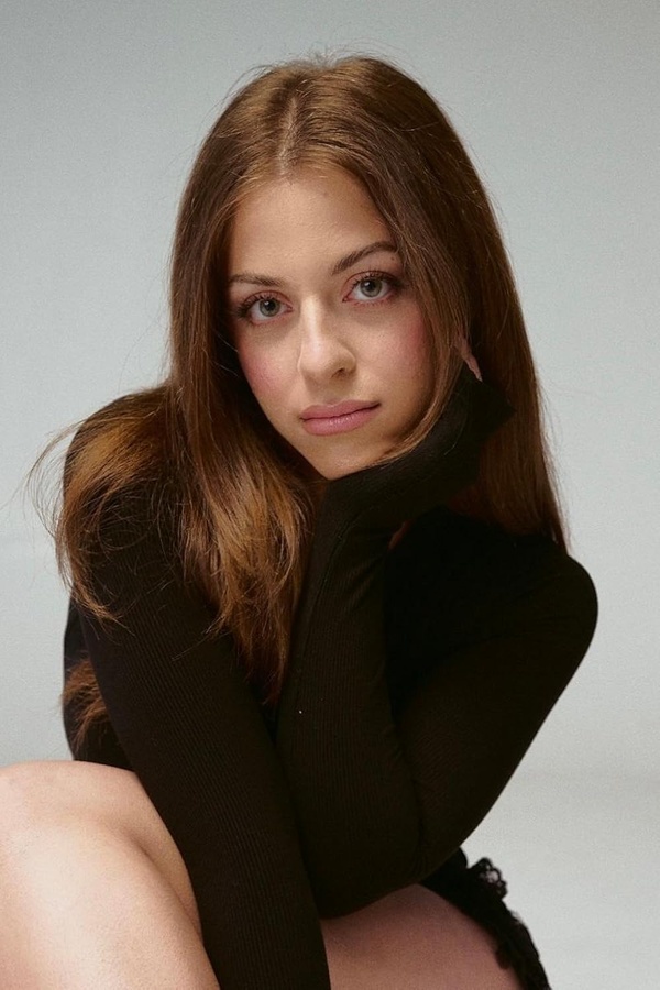 Ariel Martin(IV)