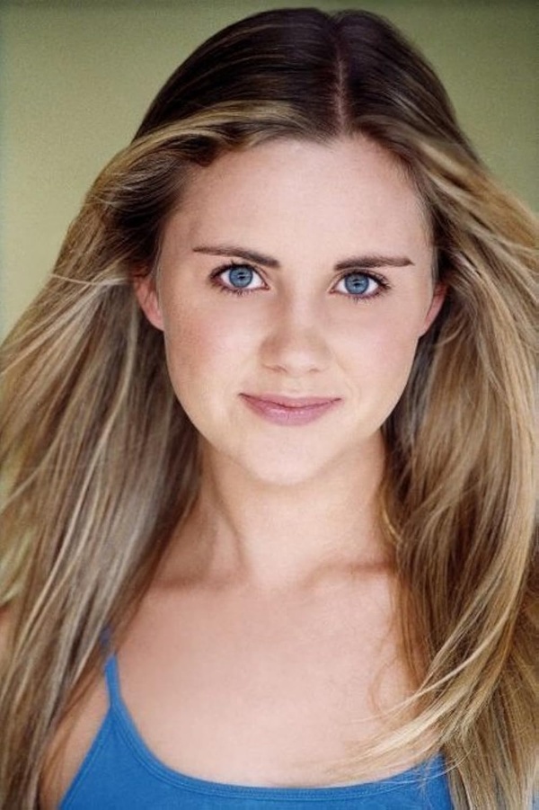 Ashley Chase(I)