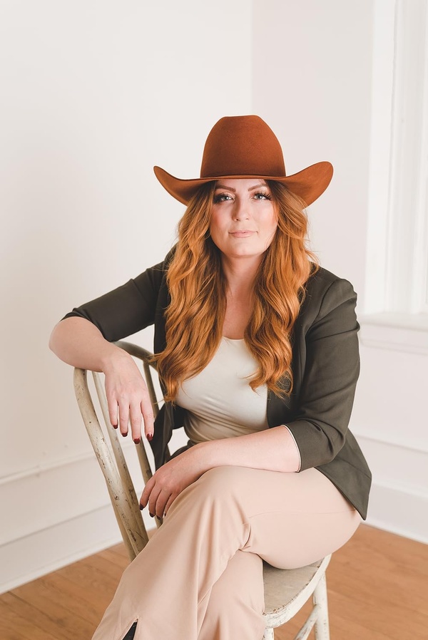 Ashley Jackson(I)