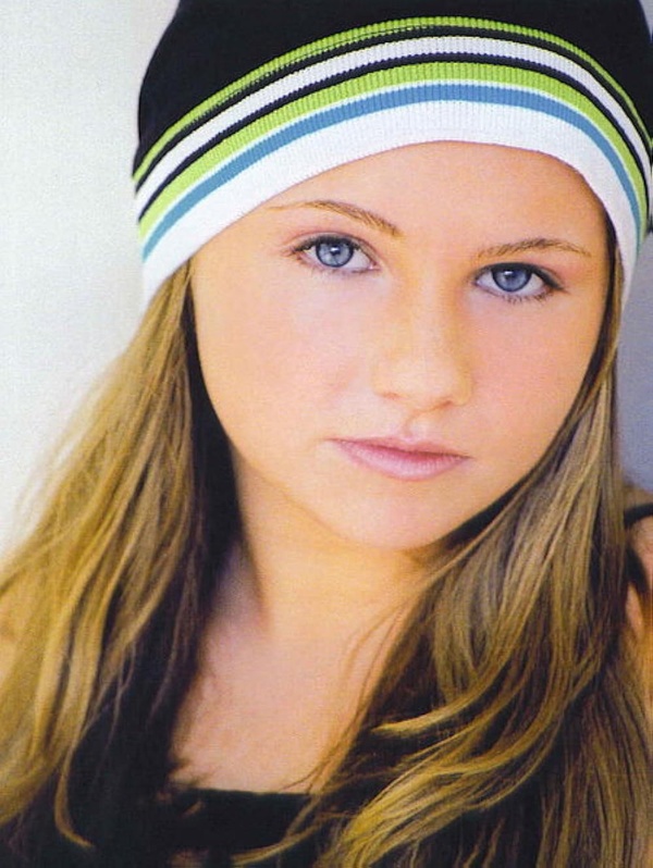 Ashley Rose(VI)
