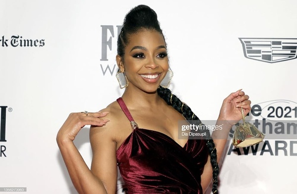 Bresha Webb(I)