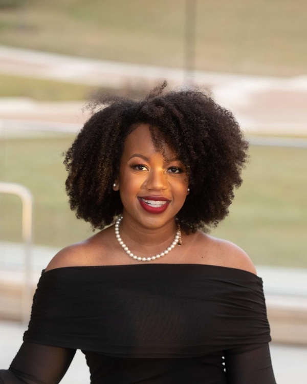 Brittney Mack(I)