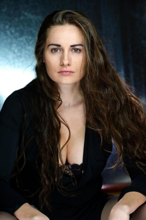 Diana Angelson(I)
