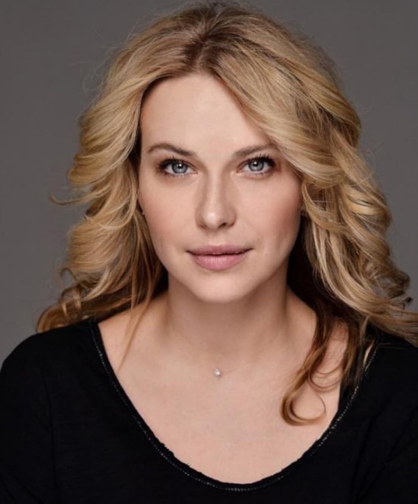 Ekaterina Novikova(I)