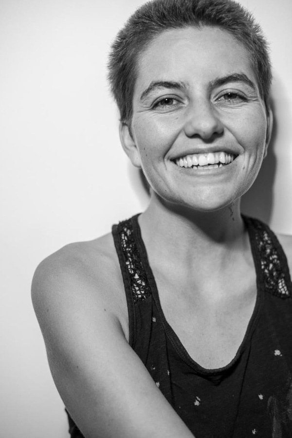 Elle Jone