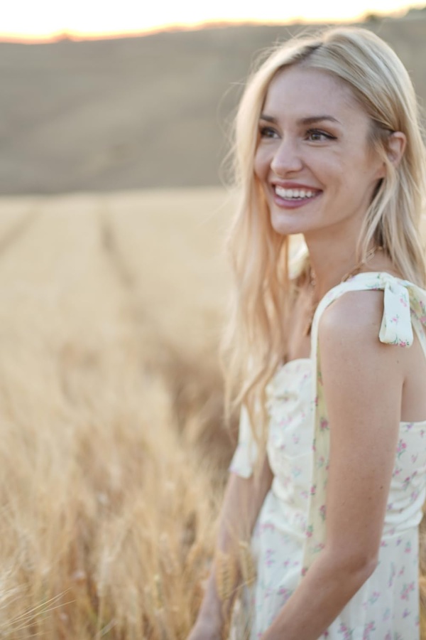 Elle McLemore