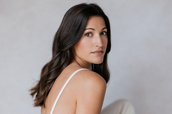 Gabrielle Bourne(I)
