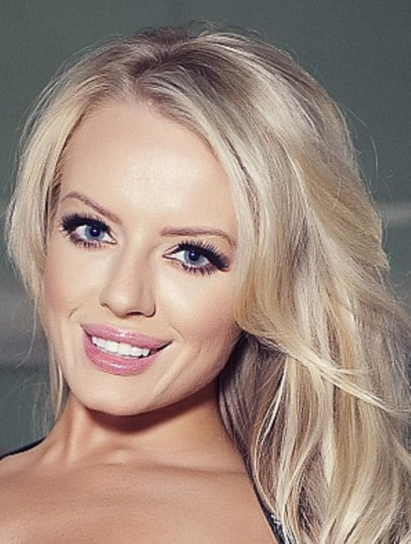Hannah Claydon(I)
