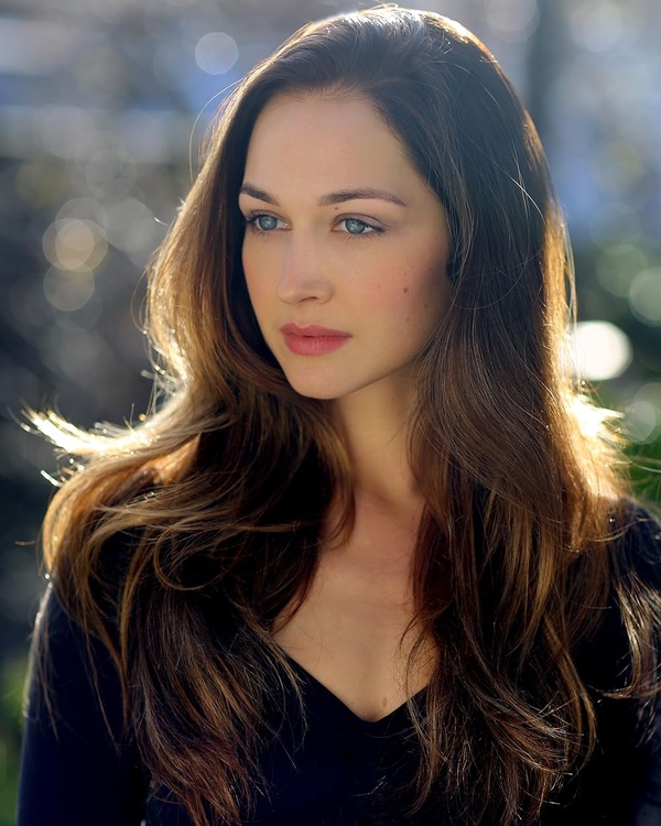 Hannah James(IV)