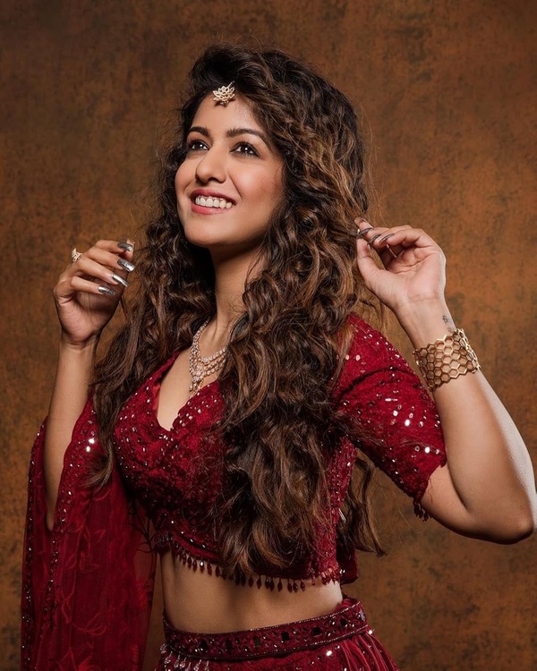 Ishita Dutta(I)
