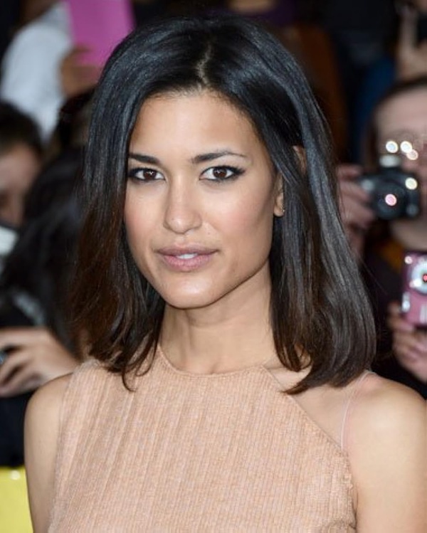 Julia Jones(III)