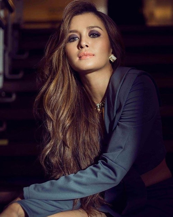 Kris Bernal