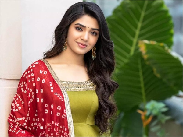 Krithi Shetty(II)