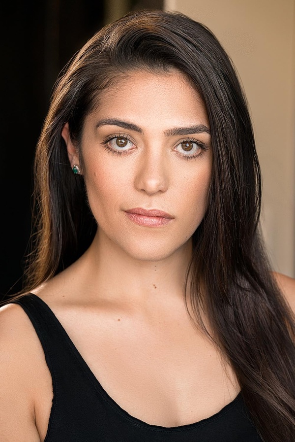 Lily Richards(I)