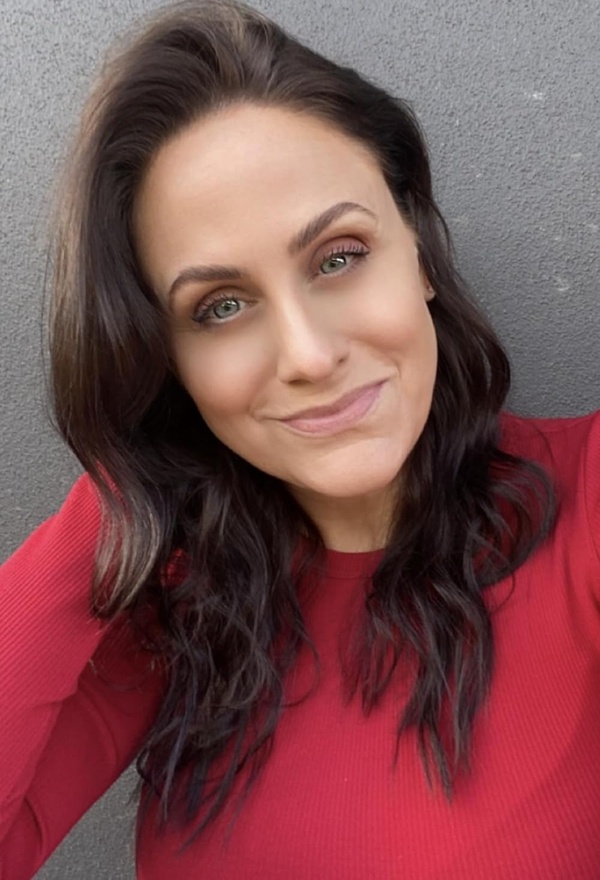 Lisa Campos(I)