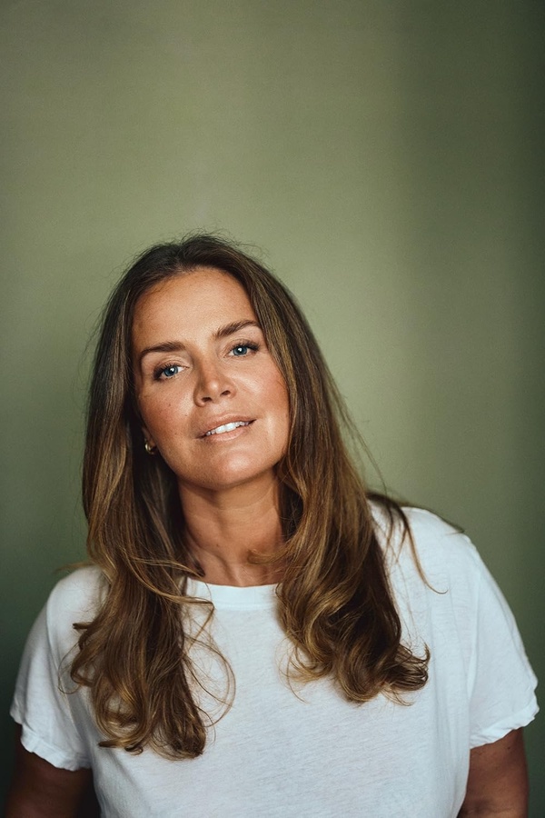 Lisa McAllister(I)