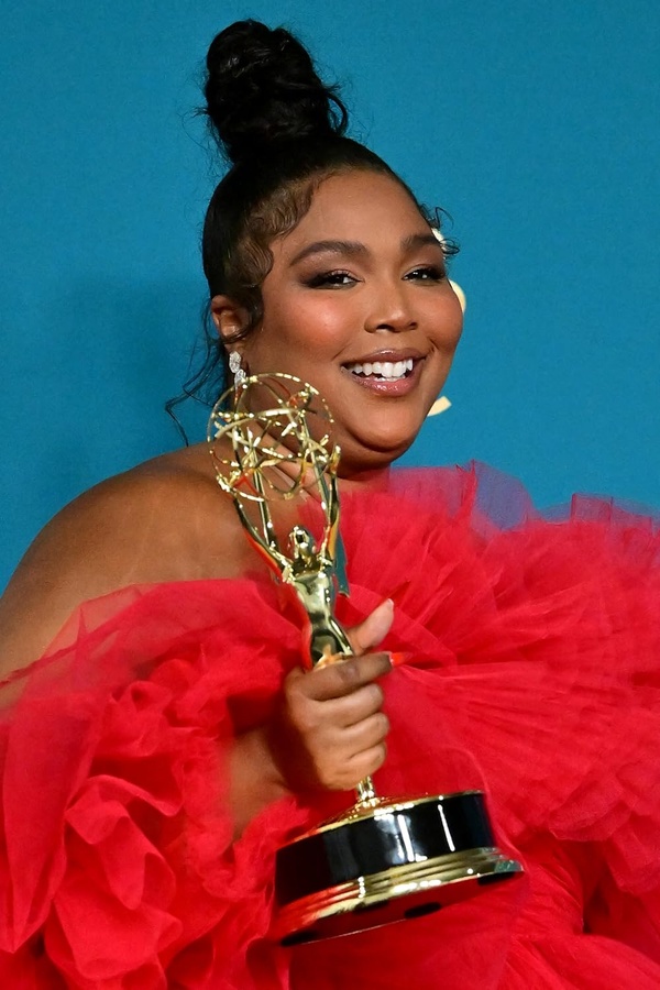 Lizzo(I)