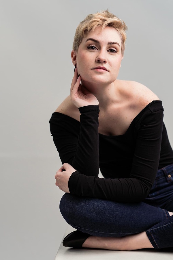 Madeleine Morris(II)