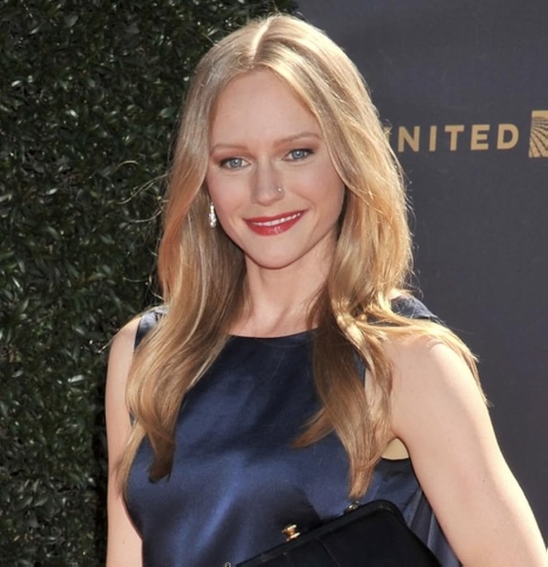 Marci Miller(I)