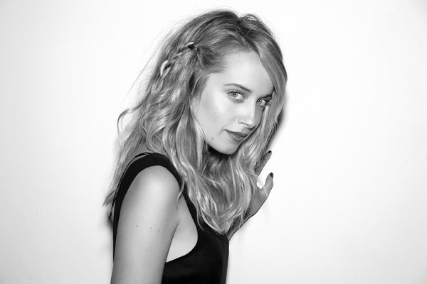 Megan Park(II)