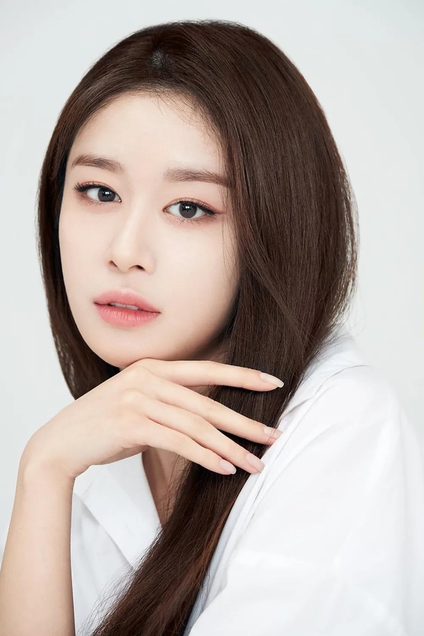 Park Ji-yeon(I)