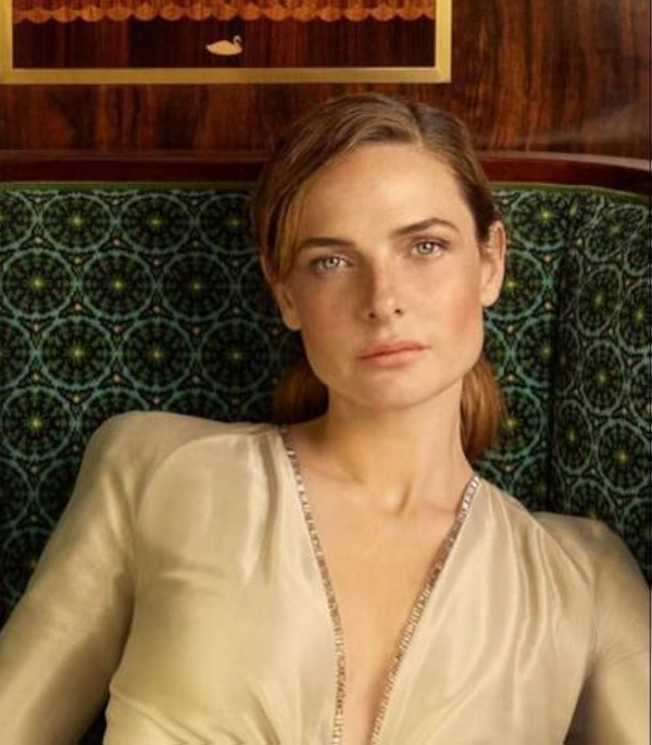 Rebecca Ferguson(I)