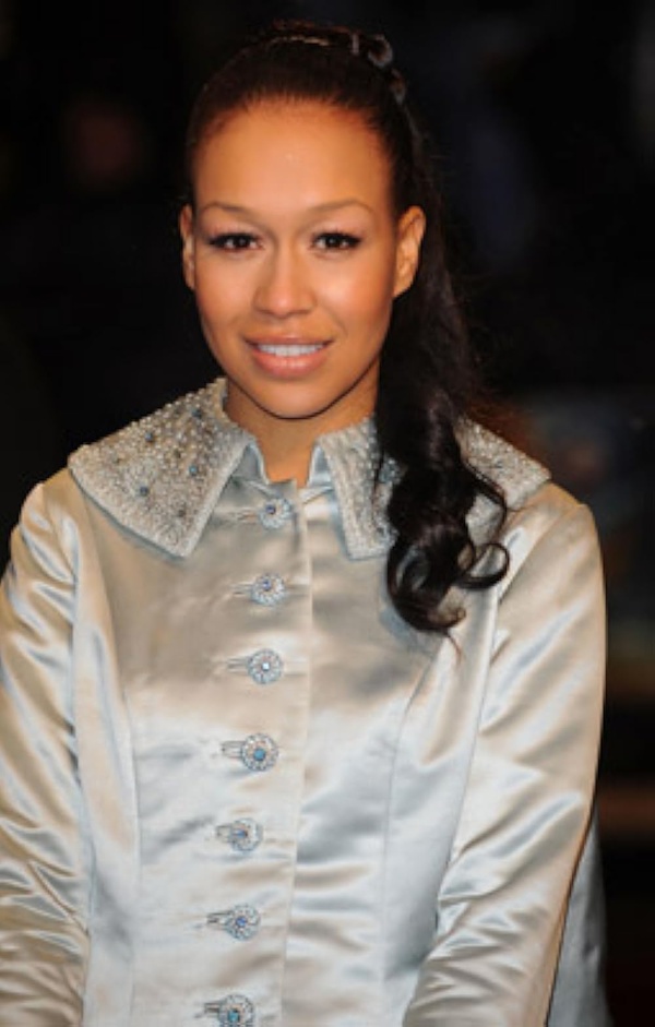 Rebecca Ferguson(VI)