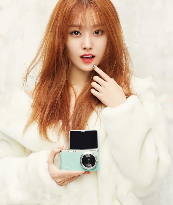 Song Ji-eun(I)