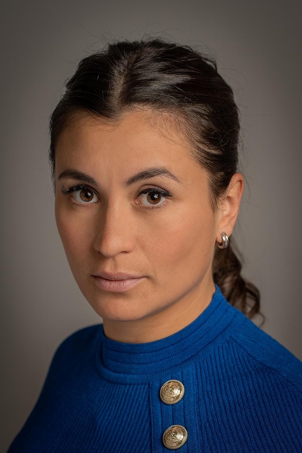 Sophie Oliver(III)