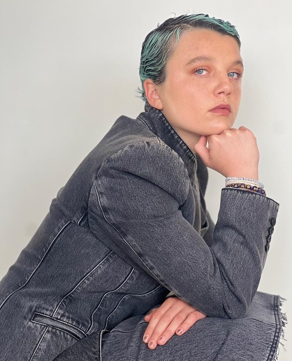 Stefania LaVie Owen