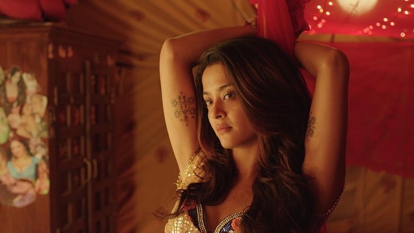 Surveen Chawla(I)