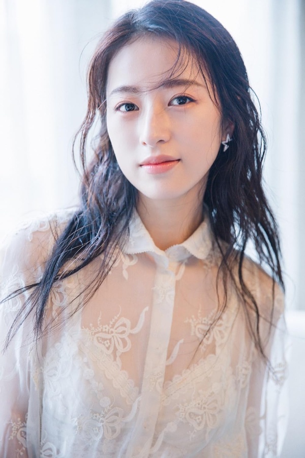 Yutong Zhou(I)
