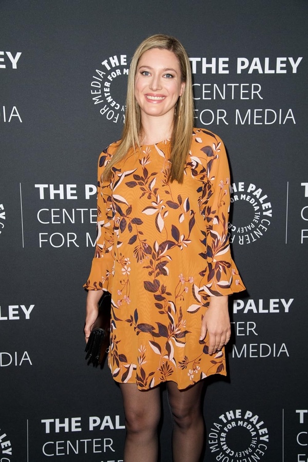 Zoe Perry(I)